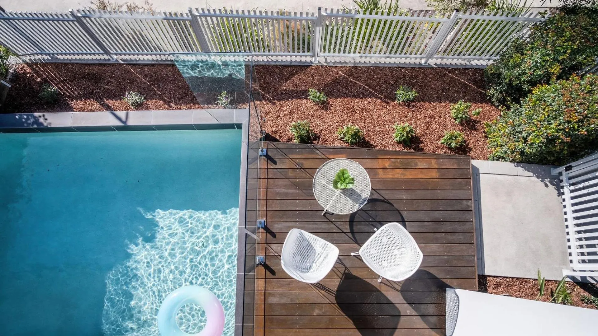 Luxury Lakeside Living At Birtinya Kawana Waters 0*,  Australia
